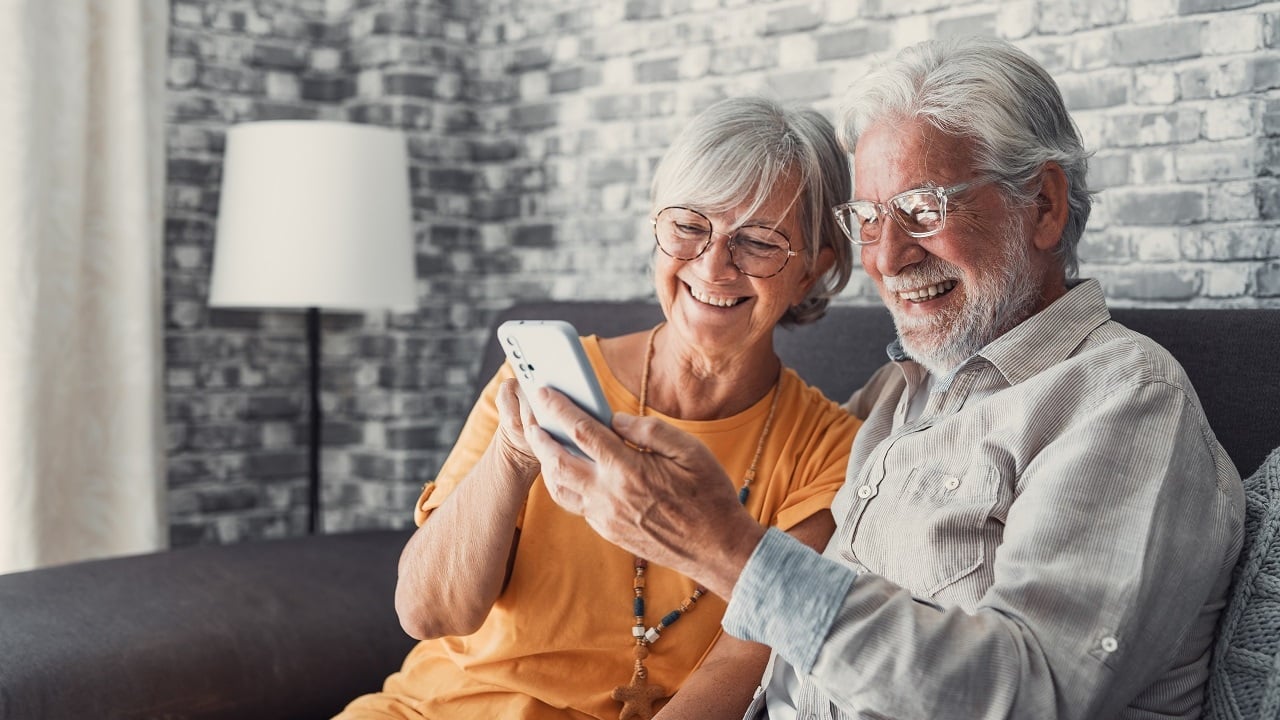 retraite « j'ai 62 ans et je n'ai jamais travaillé, voici la somme à 4 chiffres que je touche tous les mois »