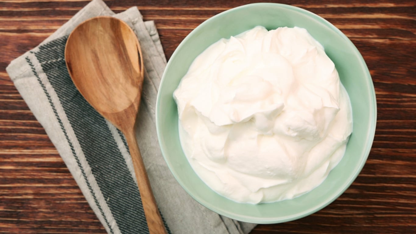 skyr, yaourt grec ou fromage blanc l’un coûte cher pour rien, l’autre est un vrai atout santé